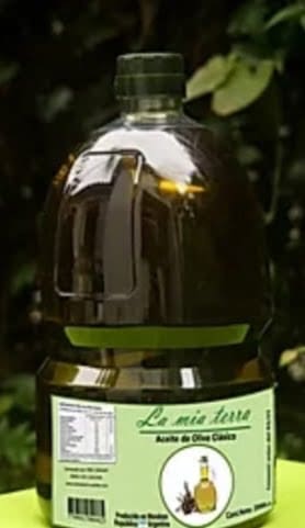 El Municipio prohíbe la venta de aceites de oliva La Mia Terra 1 Fotos MGP Bromatologia Prohibicion aceite de oliva