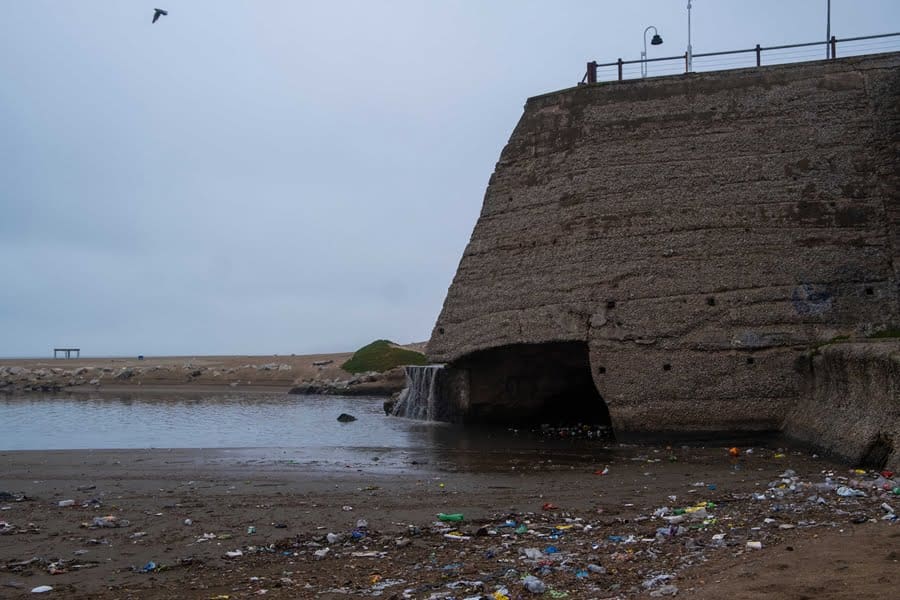 Vecinos y surfistas de la zona norte de Mar del Plata buscan detener la contaminación en playas 1 27 08 2020 3a90c9a07175a1ceac70ba51301c4a31