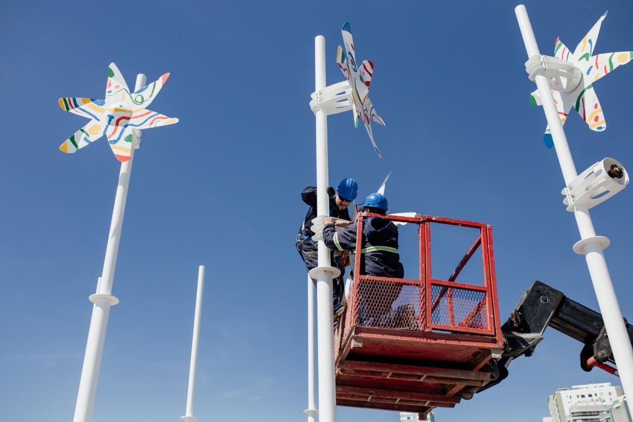 Volvieron los molinos de viento al Paseo Dávila 1 molinos