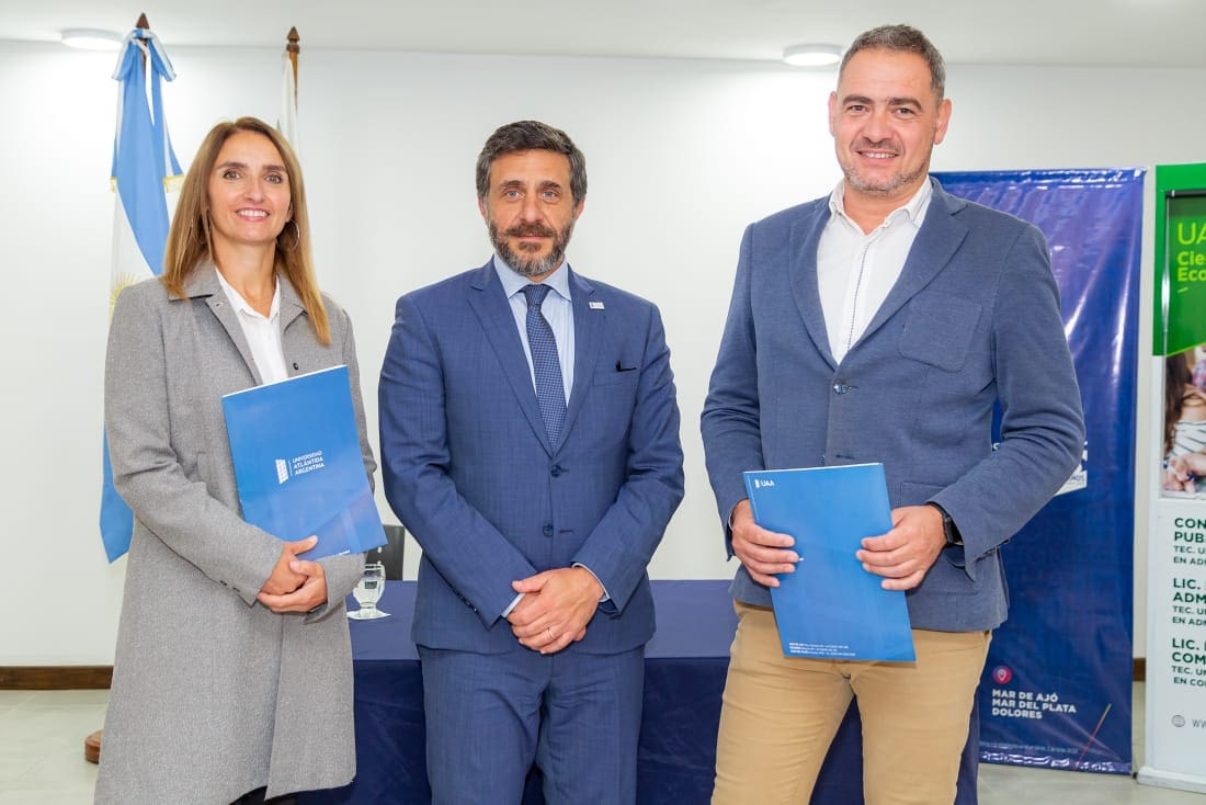 Nuevas autoridades en la Facultad de Ciencias Económicas de la Universidad Atlántida 1 decanos