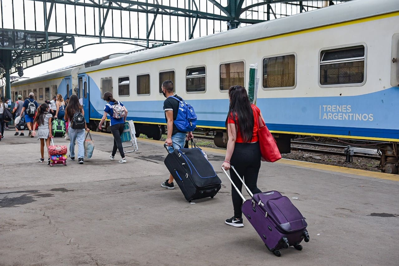 El paro de trenes afectará a Mar del Plata en plena temporada de verano