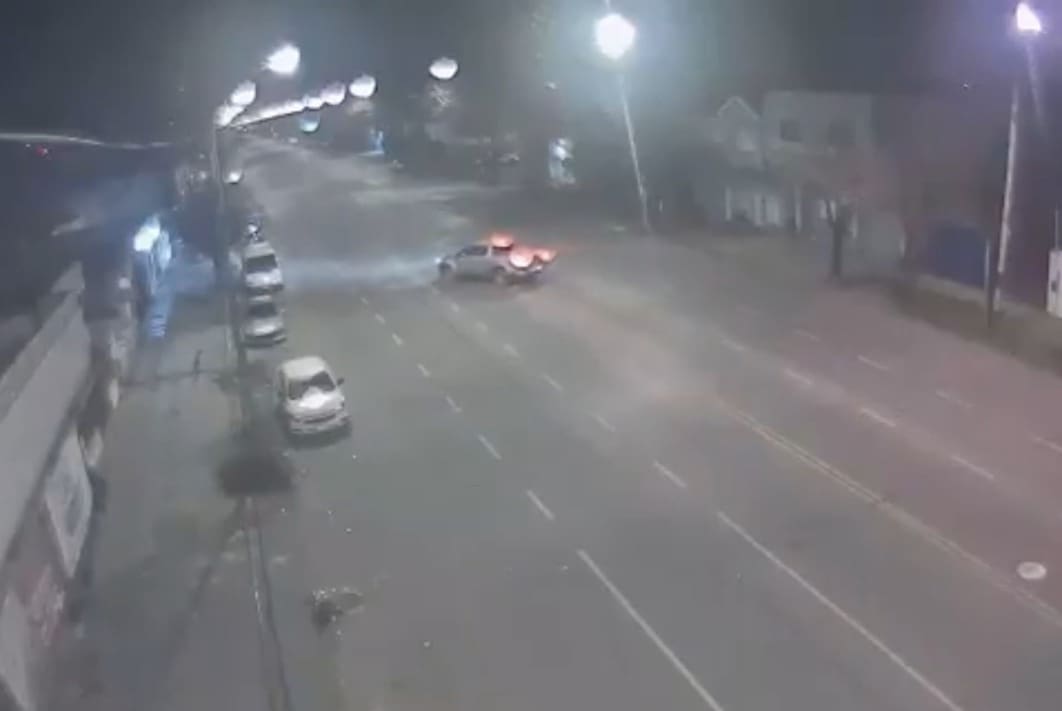 Chocó en Quequén, se fugó y lo atraparon en Mar del Plata 1 Fotos MGP Fuga desde Quequen