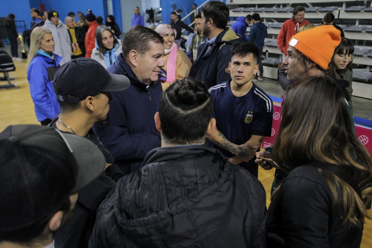 El Municipio entregó becas a más de 200 deportistas locales 1 WhatsApp Image 2022 06 21 at 9.25.52 AM