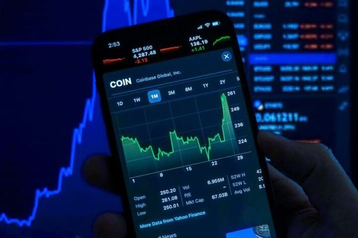 Incertidumbre económica en Argentina: El Cripto dólar experimenta una fuerte subida tras las elecciones 1 F100029622 trading con app de criptomonedas e1661254672725