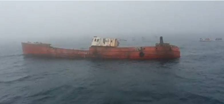 Video: hundieron un barco en las costas de Mar del Plata 1 barco