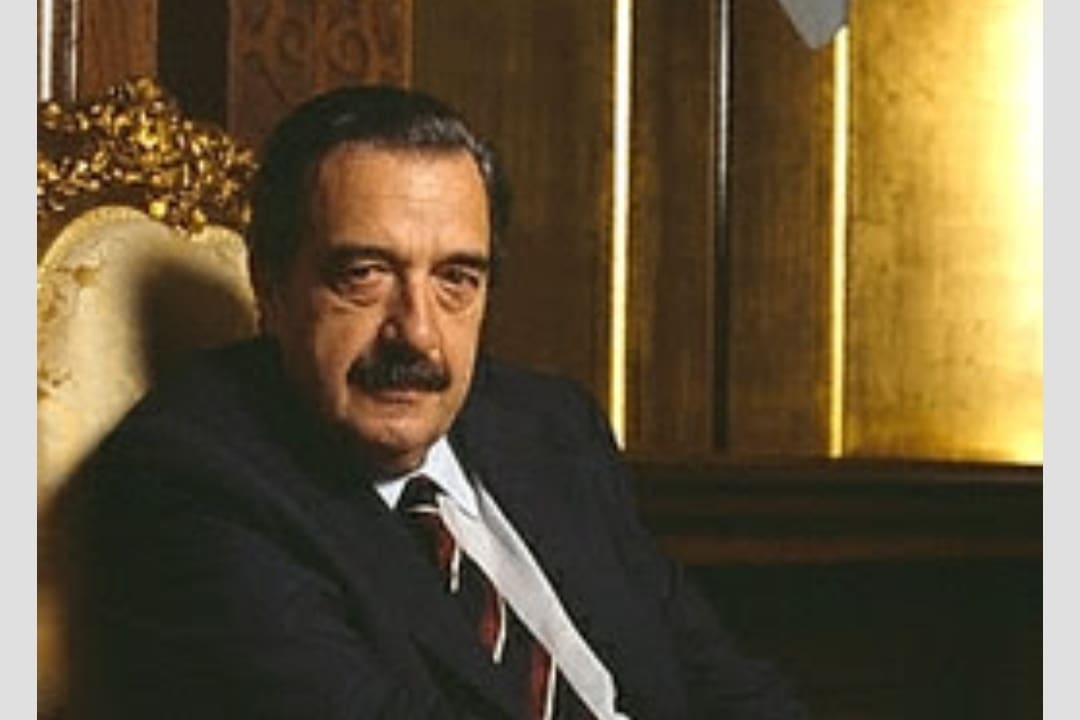 Se entronizará la imagen de Raúl Alfonsín en la Legislatura bonaerense 1 Screenshot 2022 10 19 14 24 08 726 com.niksoftware.snapseed 01