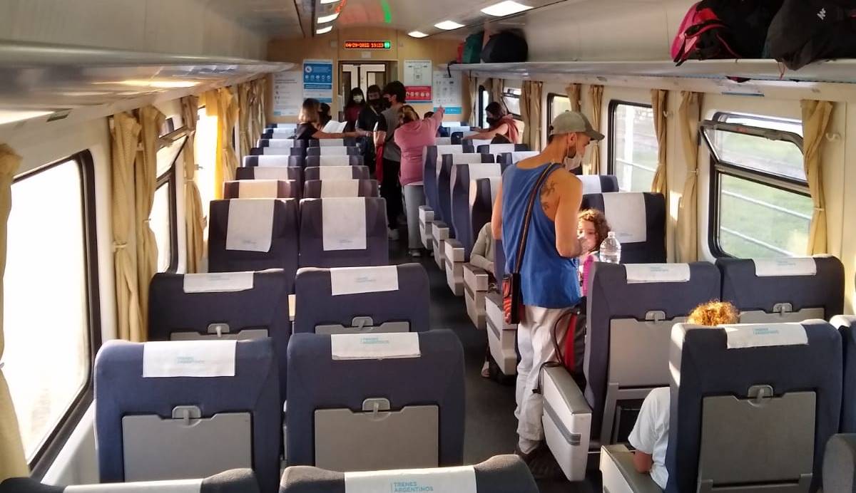 Fallas en la página web para comprar pasajes de tren generan frustración 1 tren 1