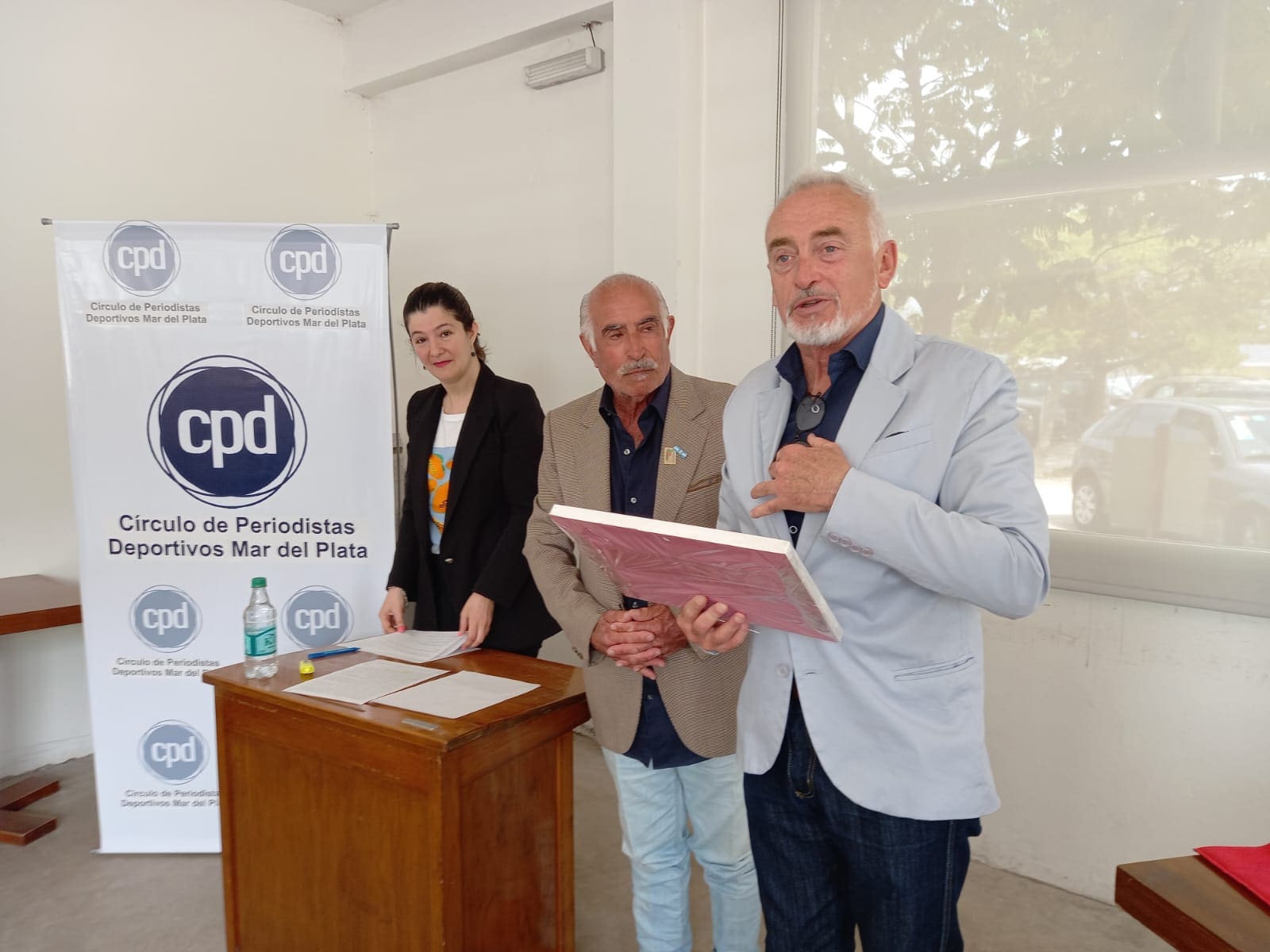 El Círculo de Periodistas Deportivos distinguió a Claudio Lassiar en Mar del Plata 1 Socio de Honor 2022