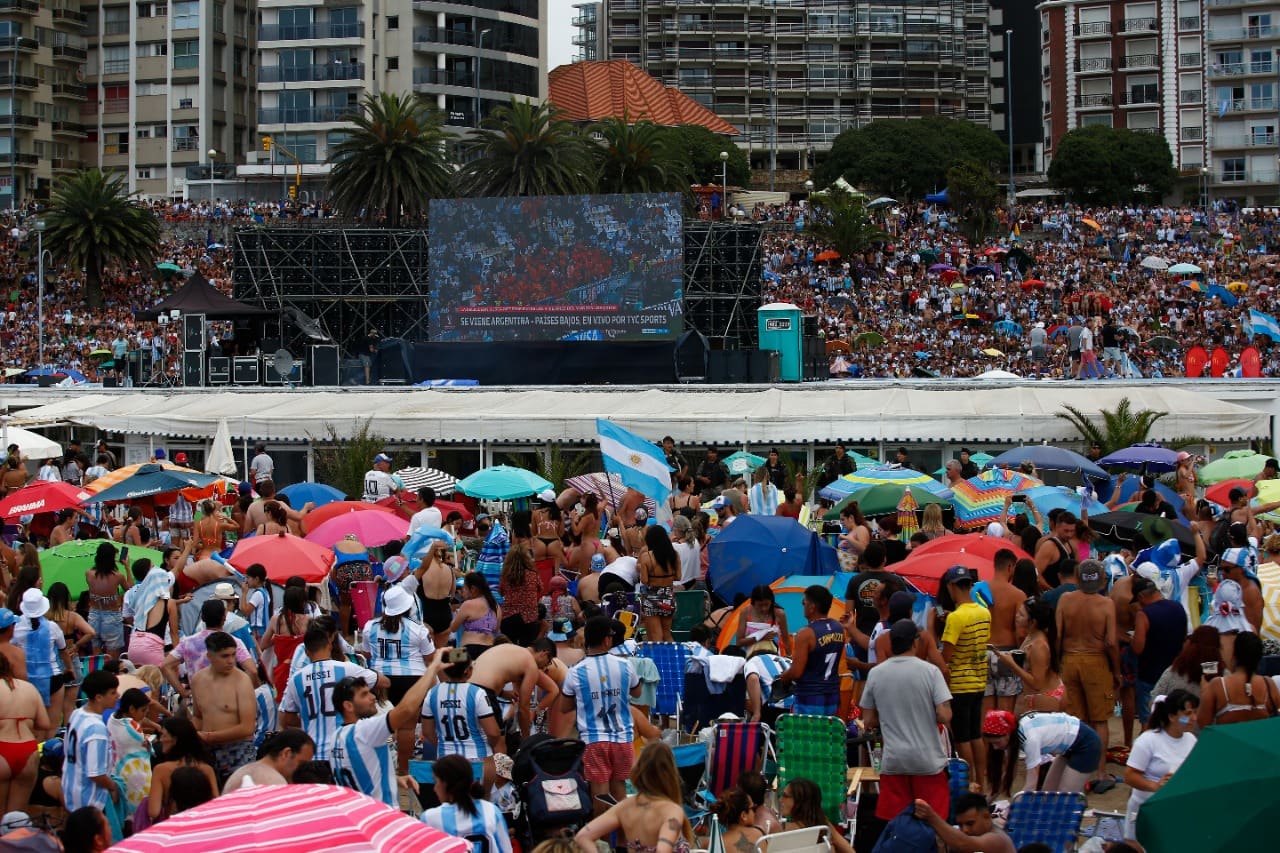155.629 turistas visitaron Mar del Plata el fin de semana 1 MDP 2022 1
