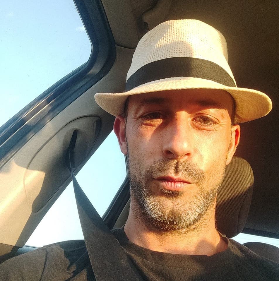 Tagedia en Acantilados ¿Quién era el hombre que murió en Mar del Plata? 1 juan