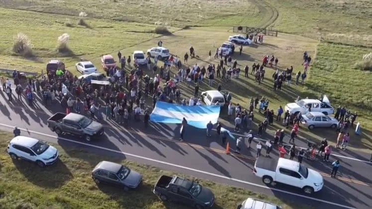 Repudio al Gobierno Nacional por la entrega de tierras en El Marquesado en Mar del Plata 1 el marquesadp