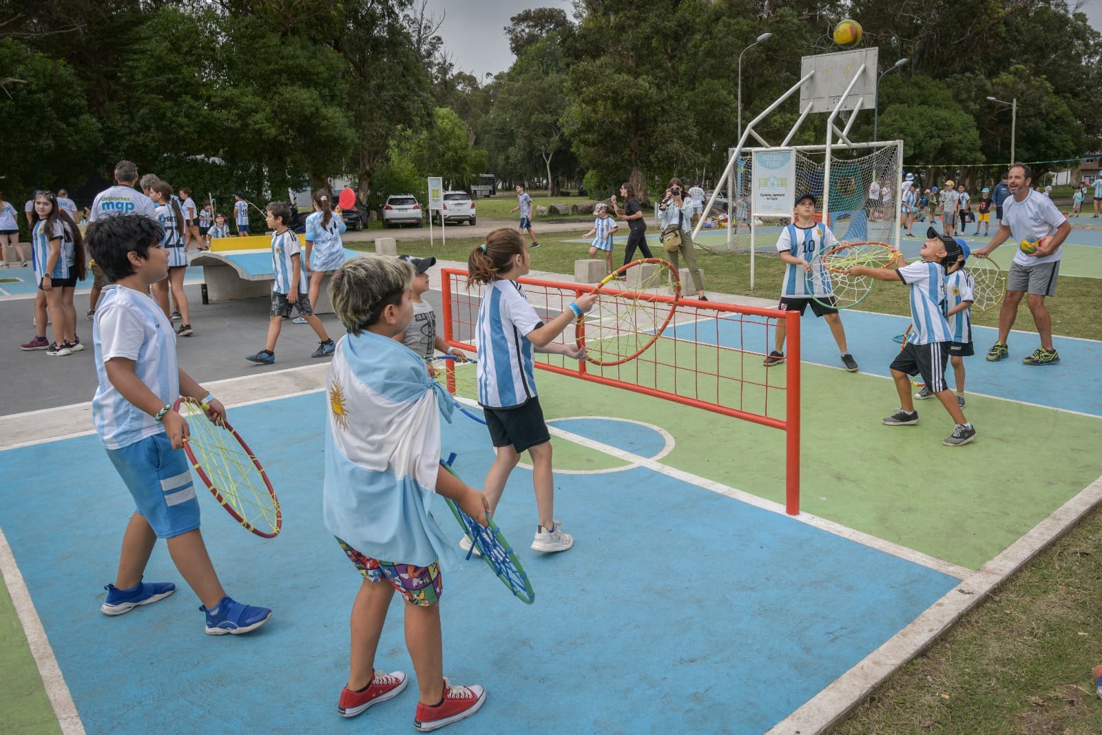 Fotos MGP El Municipio presenta los programas deportivos y recreativos ante la comunidad educativa