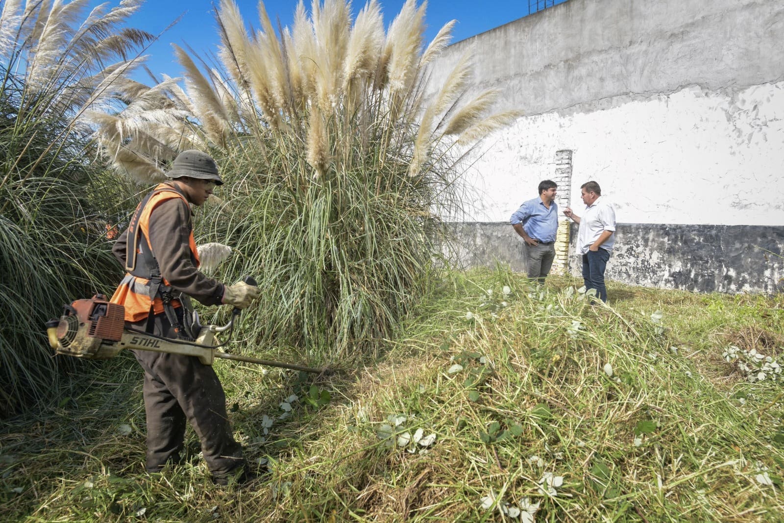 Mar del Plata: retiran 85 toneladas de residuos en terrenos privados gracias al programa Propietario Responsable 1 WhatsApp Image 2023 04 04 at 17.47.20