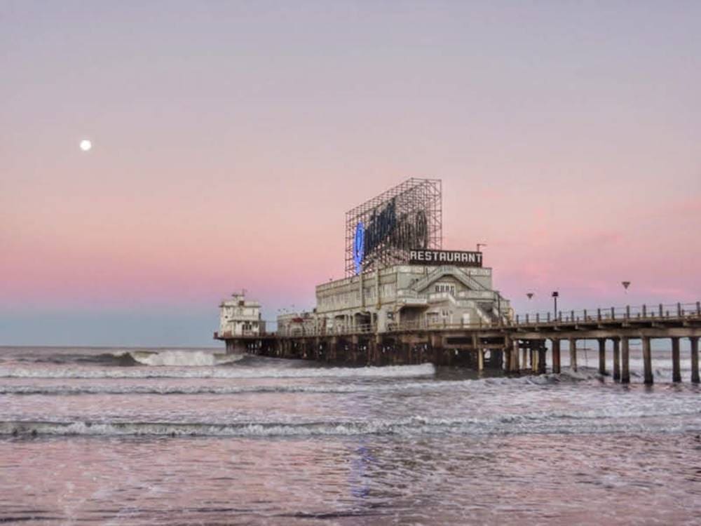 Confirmada la millonaria inversión en el mantenimiento y acondicionamiento del muelle del Club de Pesca de Mar del Plata 2 muelle1
