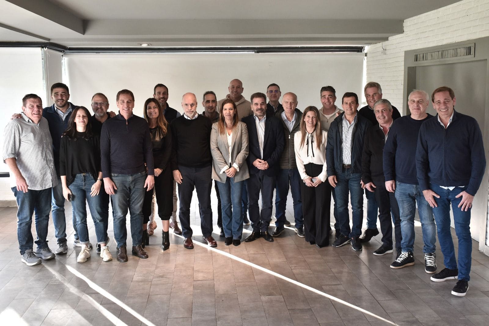 Rodríguez Larreta junto a los miembros de la Mesa Política del PRO Provincia de Buenos Aires 1 IMG 20230510 WA0032