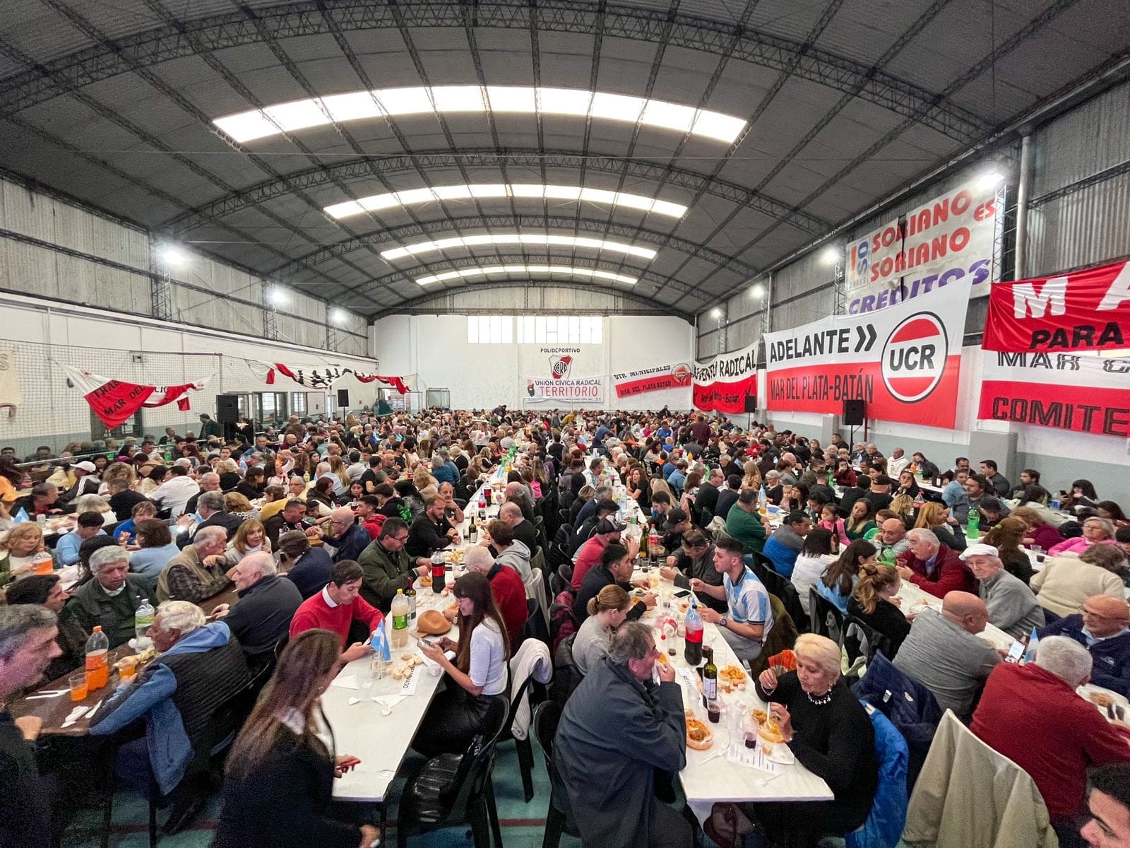 El radicalismo de Mar del Plata y Batán festeja la Revolución de Mayo con un multitudinario acto 1 IMG 20230525 WA00121
