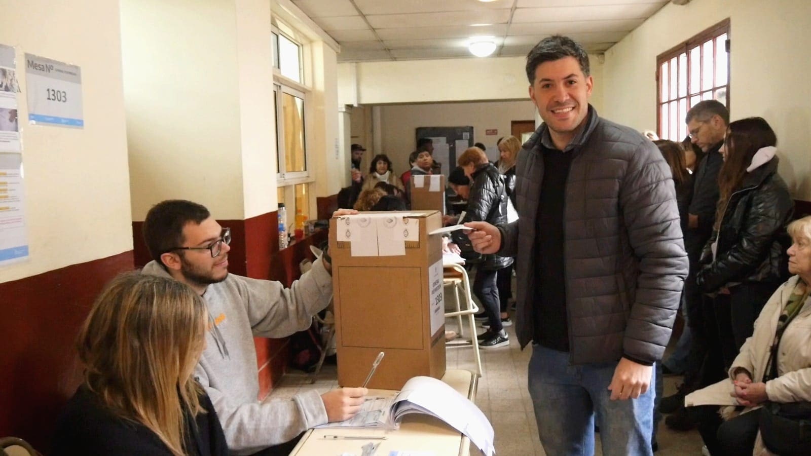 Denuncian faltante de boletas de Libertad Avanza en Mar del Plata: "La casta tiene miedo", afirma el precandidato a primer concejal de Milei 1 WhatsApp Image 2023 08 13 at 12.46.25
