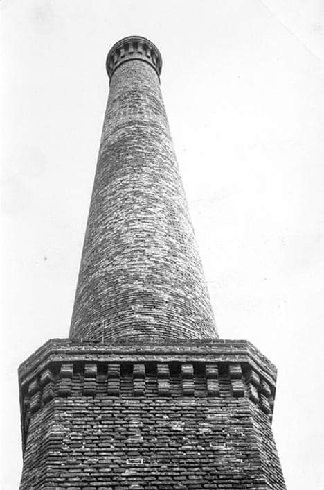 La trágica historia detrás de la famosa chimenea de Frápoli: un símbolo perdido de la identidad marplatense 1 FB IMG 1699125235149