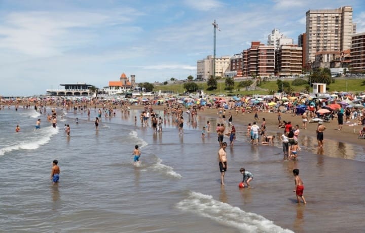Mar del Plata: arribaron 666.083 turistas durante la primera quincena de enero 1 Screenshot 2024 01 15 17 46 37 620 com.miui .gallery 01