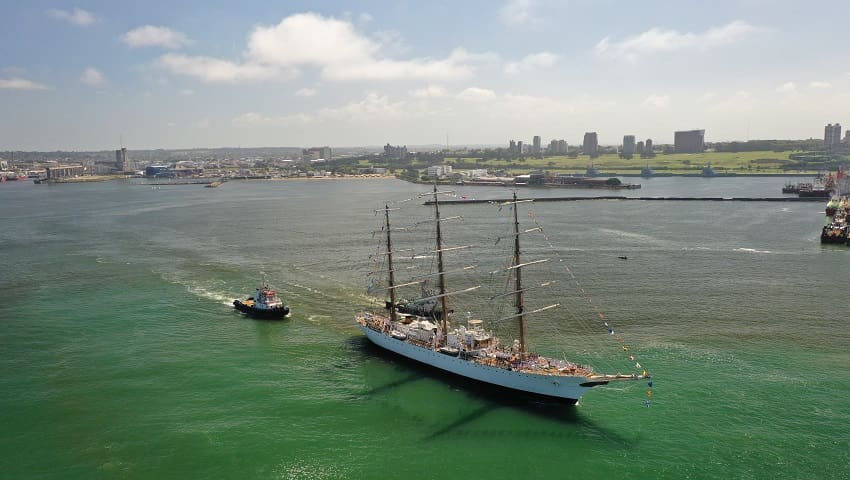 La fragata ARA «Libertad» se despidió de Mar del Plata