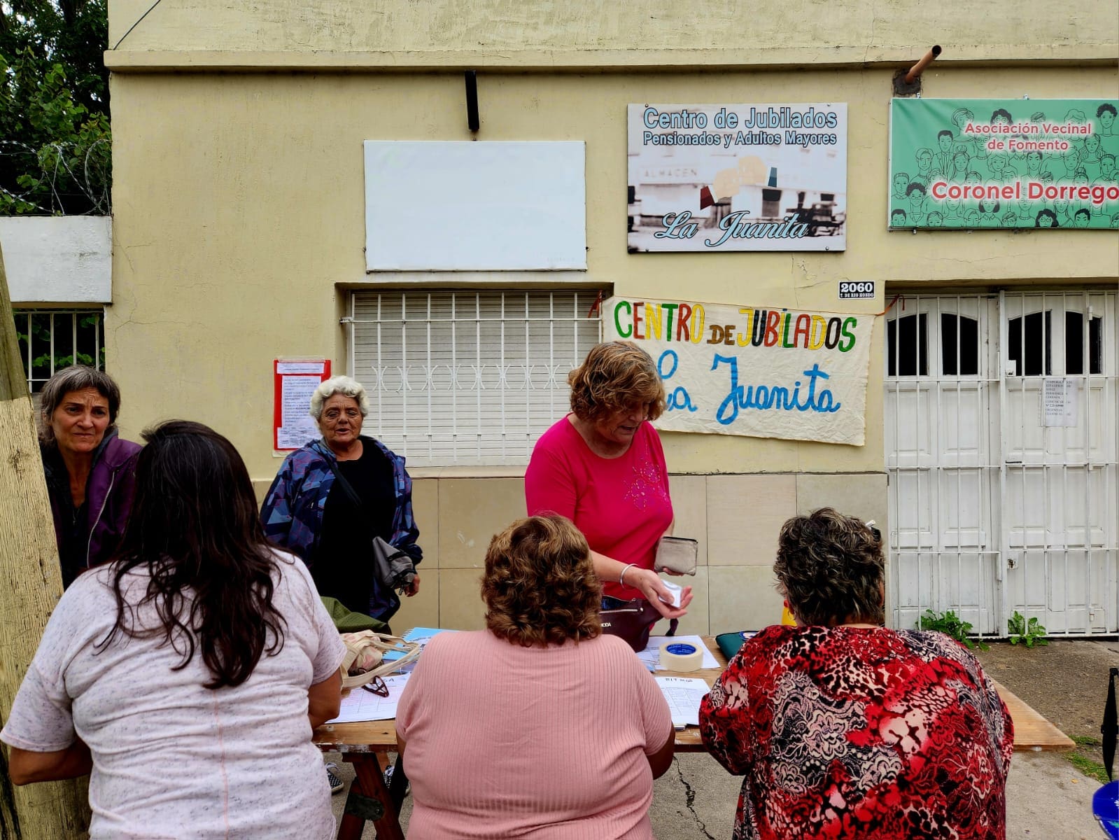 Inscripciones abiertas a los talleres gratuitos ofrecidos por el Centro de Jubilados La Juanita