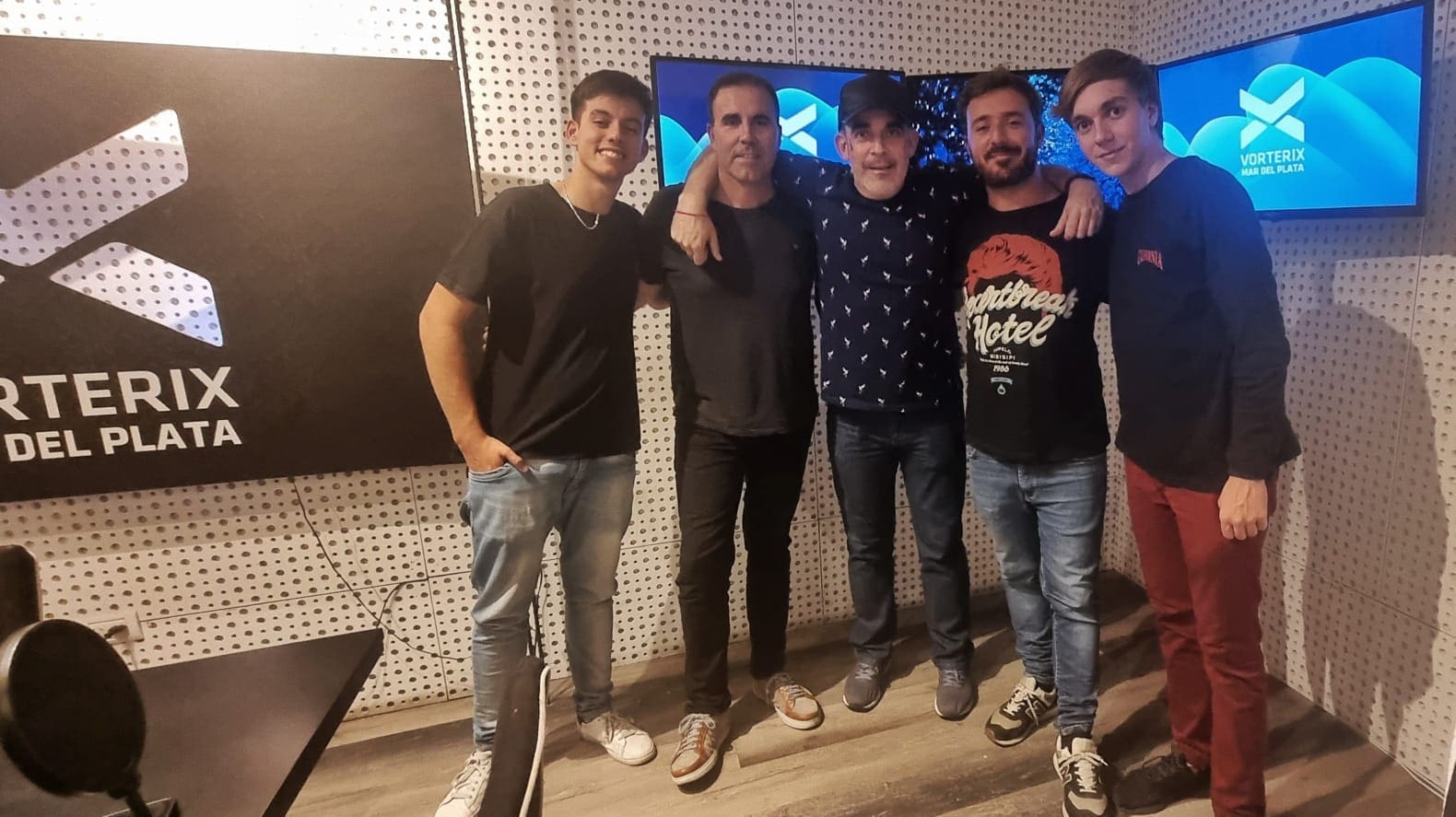 Una noche llena de sorpresas y risas en 'Ahí Night' de Mar del Plata 1 WhatsApp Image 2024 04 13 at 10.40.19 AM