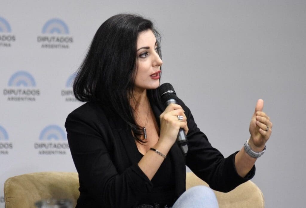 La transformación del fútbol argentino: Las SAD y el papel clave de la marplatense Juliana Santillán 1 juliana e1723941742423