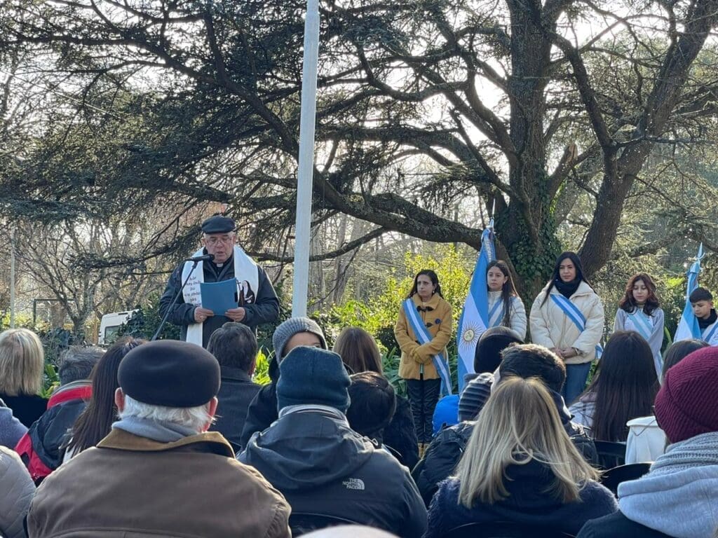 9 de Julio Giobando 3