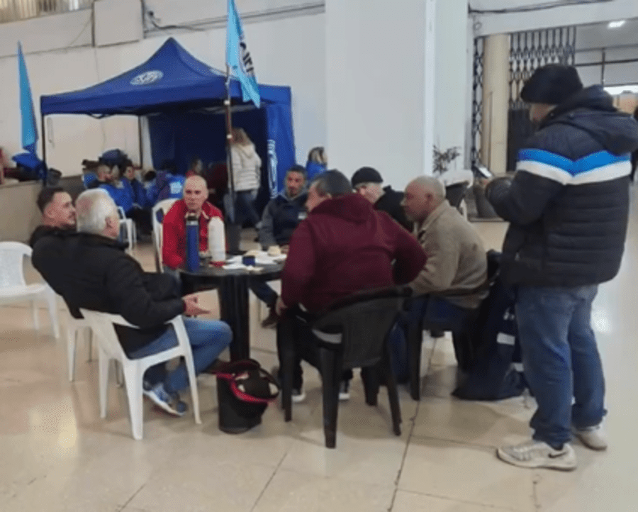 Tensión y Polémica en Mar del Plata: Concejal Acusa a Municipales de "Hacer de Todo Menos Laburar" 1 Captura de pantalla 2024 07 28 095910 1