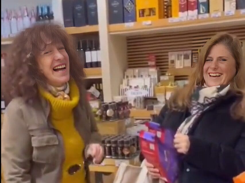 "Arriba Cabrales": de Comprar Café a un Dúo Inolvidable con Julia Zenko 1 Captura de pantalla 2024 07 30 084349 photoaidcom 2x ai zoom