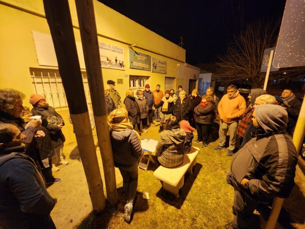 Vecinos de Coronel Dorrego forman una nueva Asociación para mejorar el barrio 1 WhatsApp Image 2024 07 10 at 9.08.23 PM