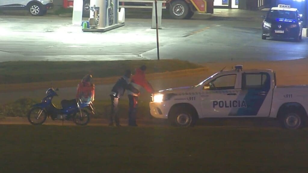 Recuperaron un auto y una moto robados en Mar del Plata 1 IMG 20241015 WA0040