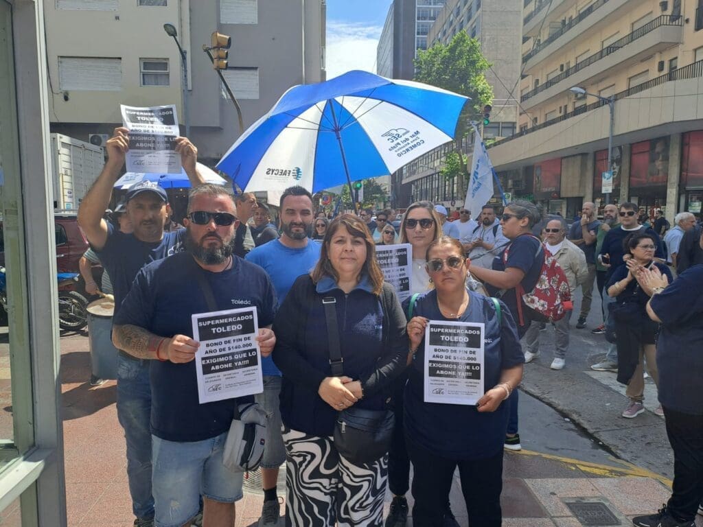 RECLAMO: SECZA y trabajadores de Toledo se manifestaron exigiendo el pago del bono de fin de año 1 IMG 20241230 WA0008