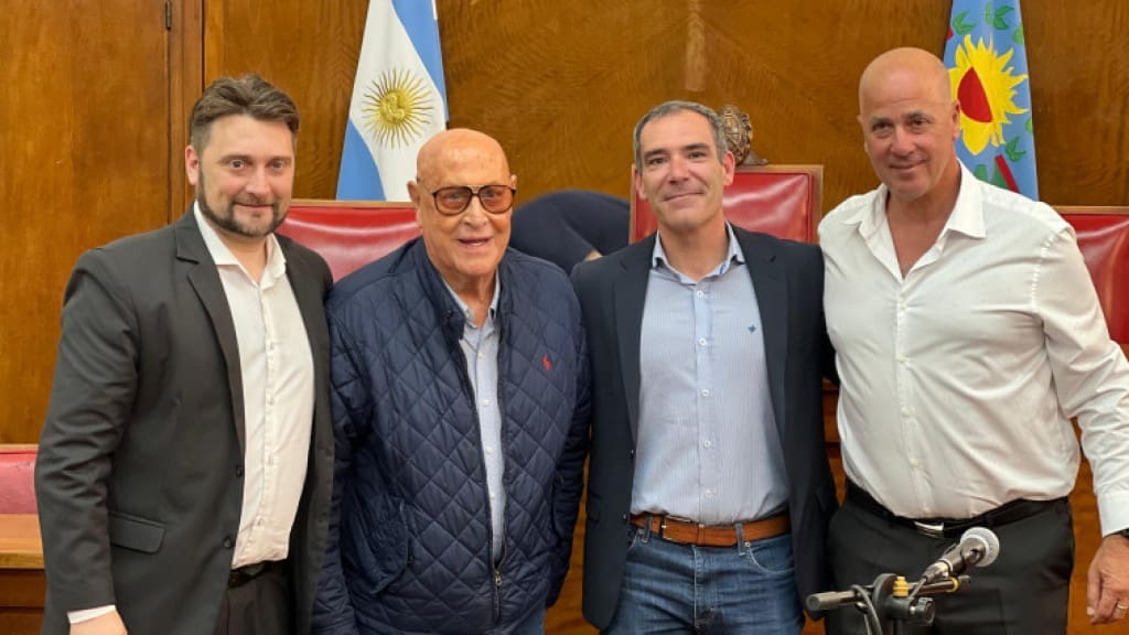 Merecido Reconocimiento: El HCD de Mar del Plata Honró a Jorge Bosco con el Título de "Ciudadano Ilustre" 1 bosco