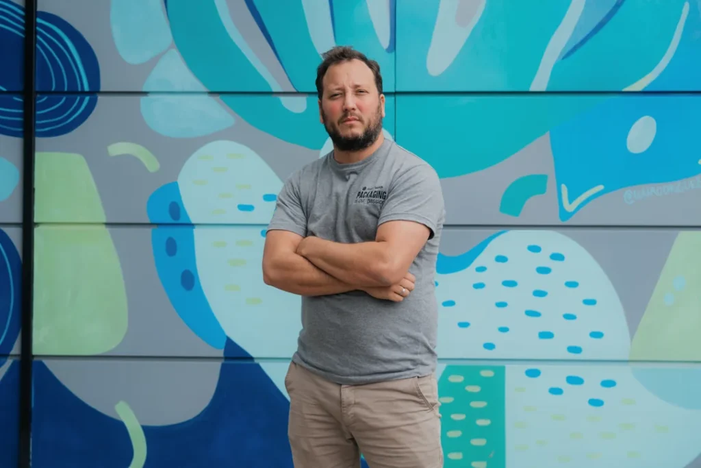 Guillermo Dauverne: Innovación, diseño y tradición familiar en el arte del packaging 4 LLF05249