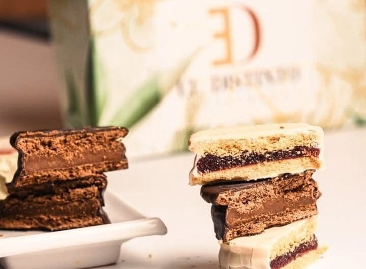 "El Distinto": Fusión de tradición e innovación que rinde homenaje a Maipú en cada alfajor 1 WhatsApp Image 2025 03 29 at 08.43.38