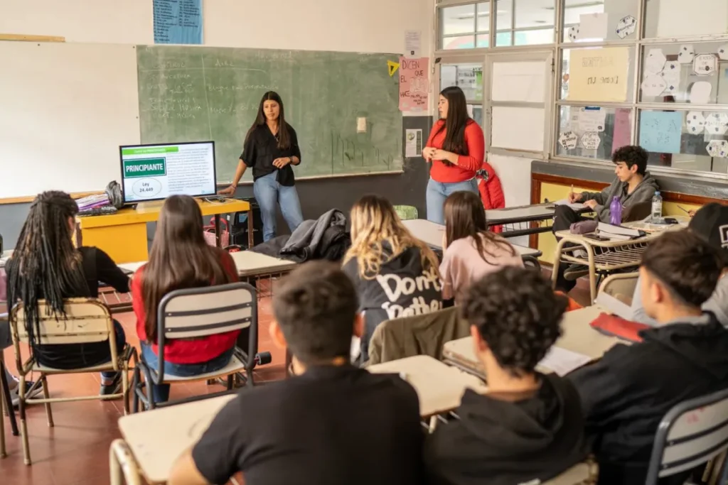 Capacitación gratuita sobre prevención y resolución de conflictos en escuelas 1 Capacitacion escuelas