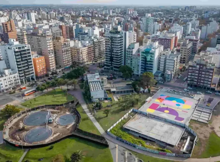 Plaza Espana panoramica min 1200x800 4 ultraliviana