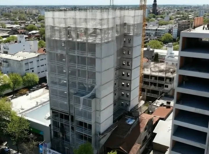 WhatsApp Image 2025 10 13 at 09.52.28