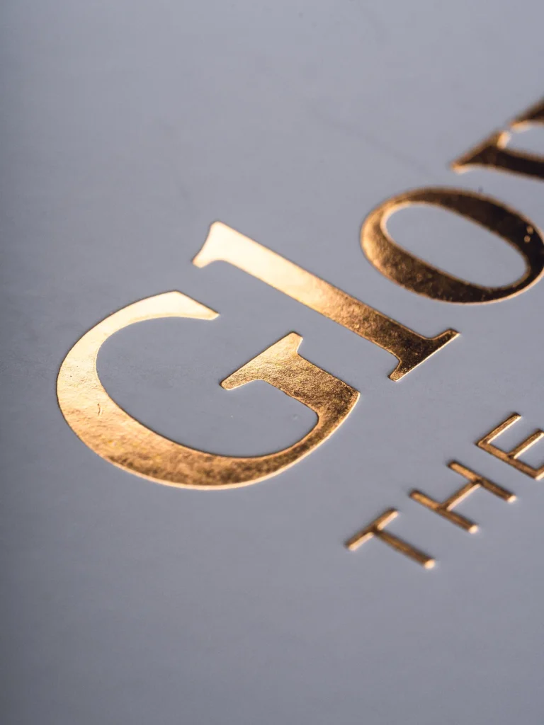 EL ARTE DE VESTIR MARCAS. Gráfica Tucumán: la ingeniería marplatense que redefine el packaging de lujo 5 DSC01882 editado