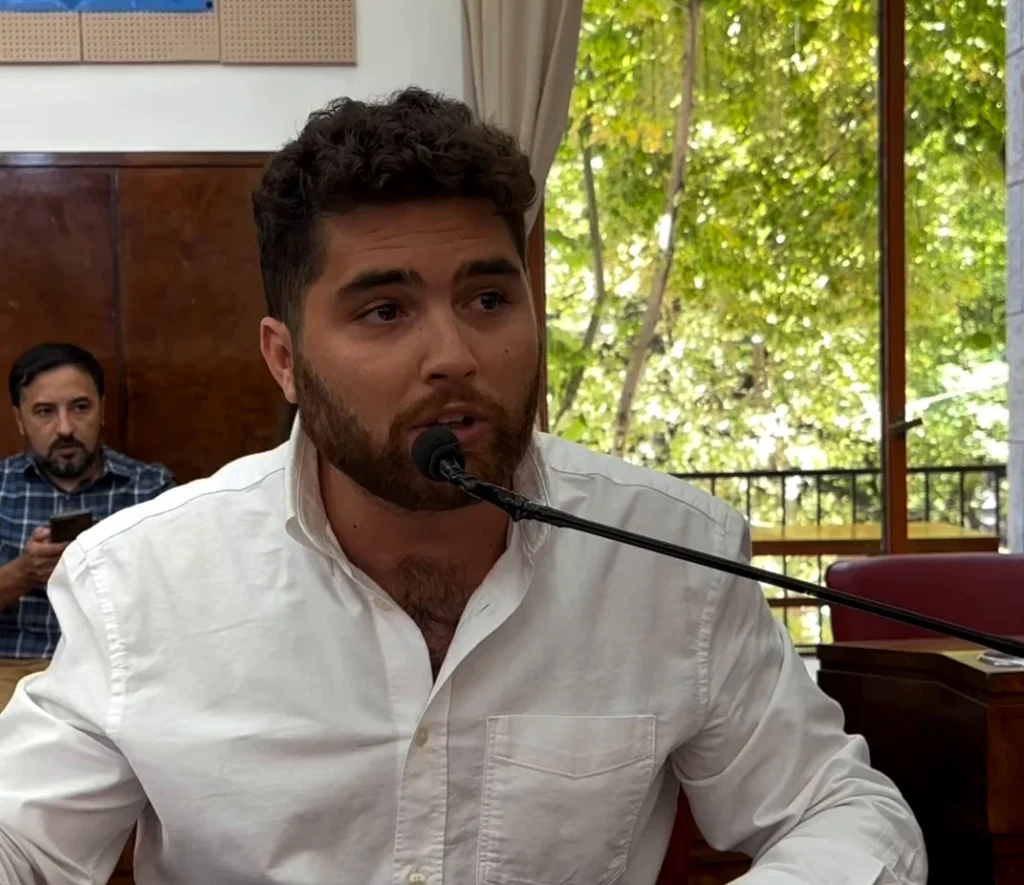 1f9d574c Video by julian.bussetti frame 7 1 editado