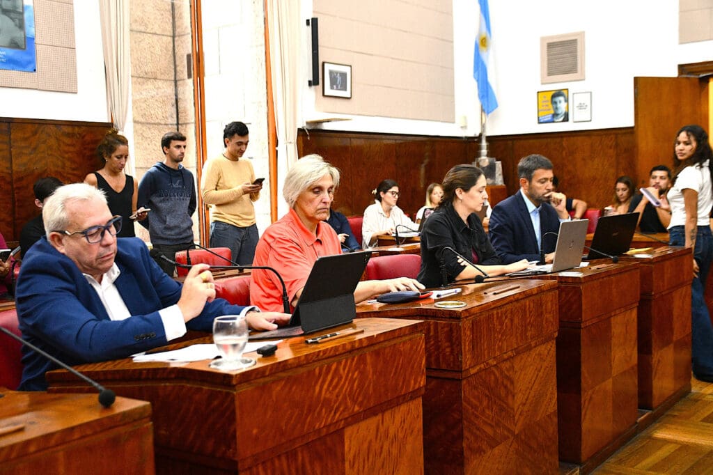 Transporte: El Concejo Deliberante analiza la regulación de las plataformas digitales en Mar del Plata 4 IMG 20260330 WA0041