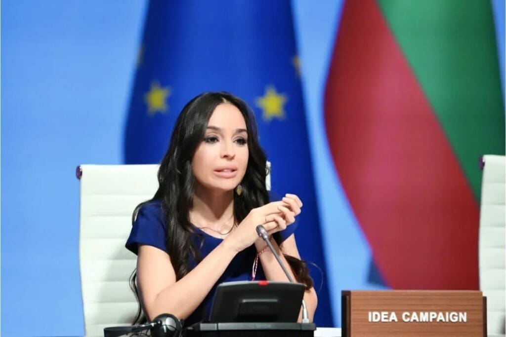 b1cf2214 0dfe 4bd9 8477 3a056e09d6a7